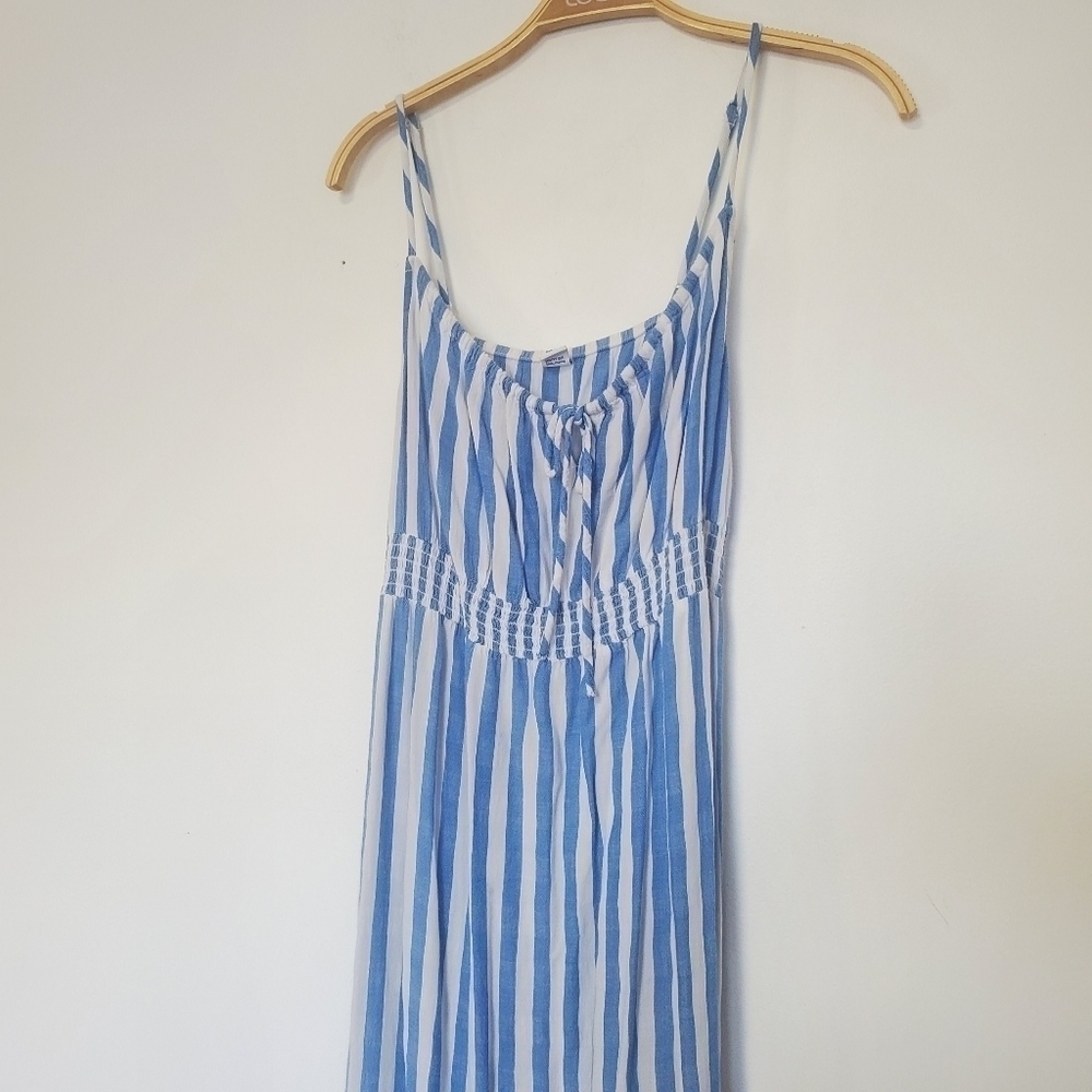 Old Navy Maternity Striped Tiered Maxi Dress - Picture 2 of 6